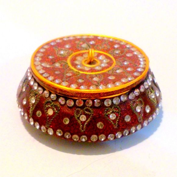 Vintage Eastern Inspired Jeweled Red Glitter Trinket Vanity Pin Jewelry Box - Picture 1 of 5